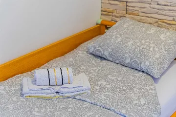 2-Bedroom Apartment in Zagreb for up to 5