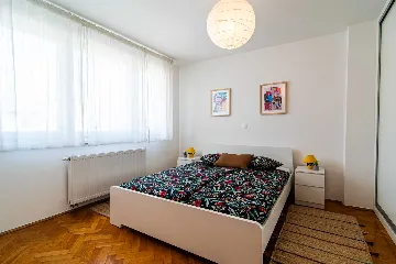 2-Bedroom Apartment in Zagreb for Up to 5