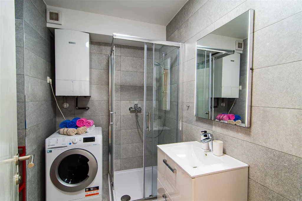 2-Bedroom Apartment in Zagreb for Up to 5