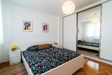 2-Bedroom Apartment in Zagreb for Up to 5