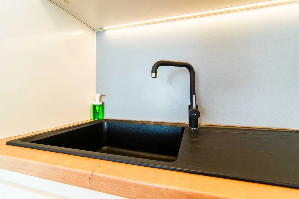 2-Bedroom Apartment in Zagreb for Up to 5