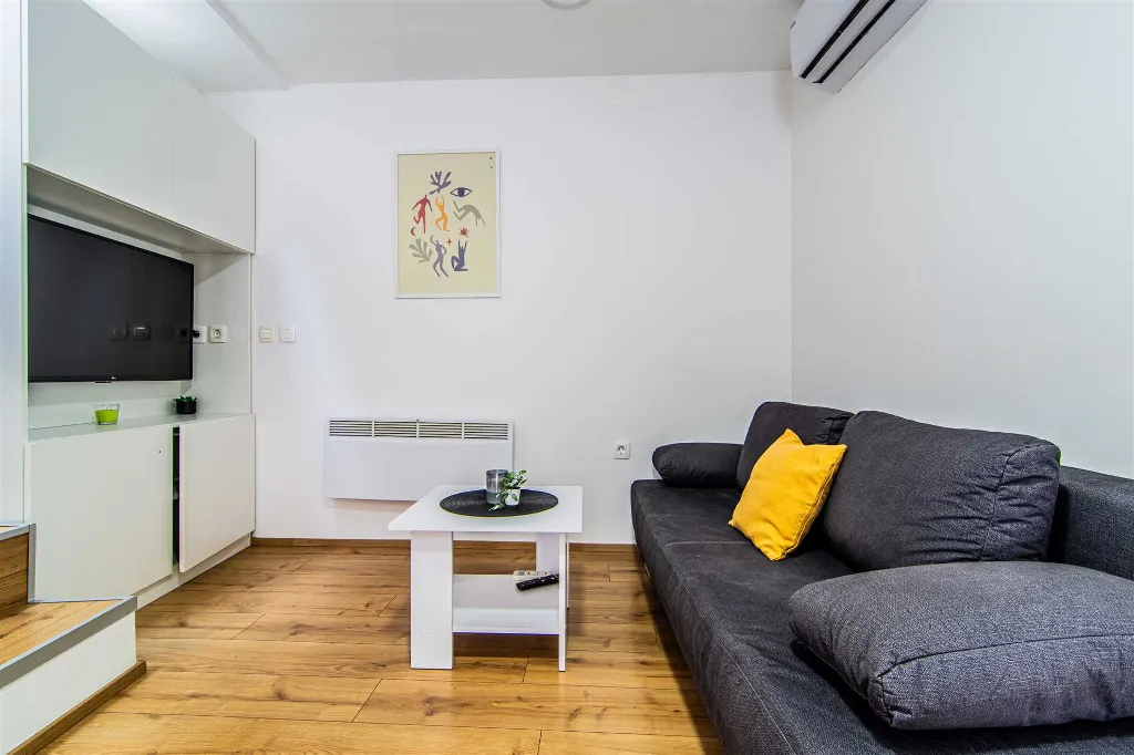 1-Bedroom Apartment for 2–4 Guests in Zagreb