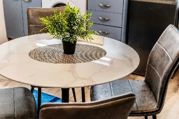 Zagreb 1-Bedroom Apartment for up to 5 Guests