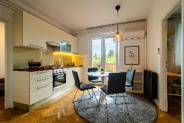 Zagreb Apartment with Loggia and Free Outdoor Parking