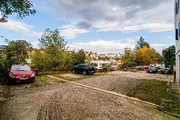 Zagreb Apartment with Loggia and Free Outdoor Parking