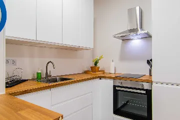 Zagreb 1-Bedroom Apartment for 2 Guests