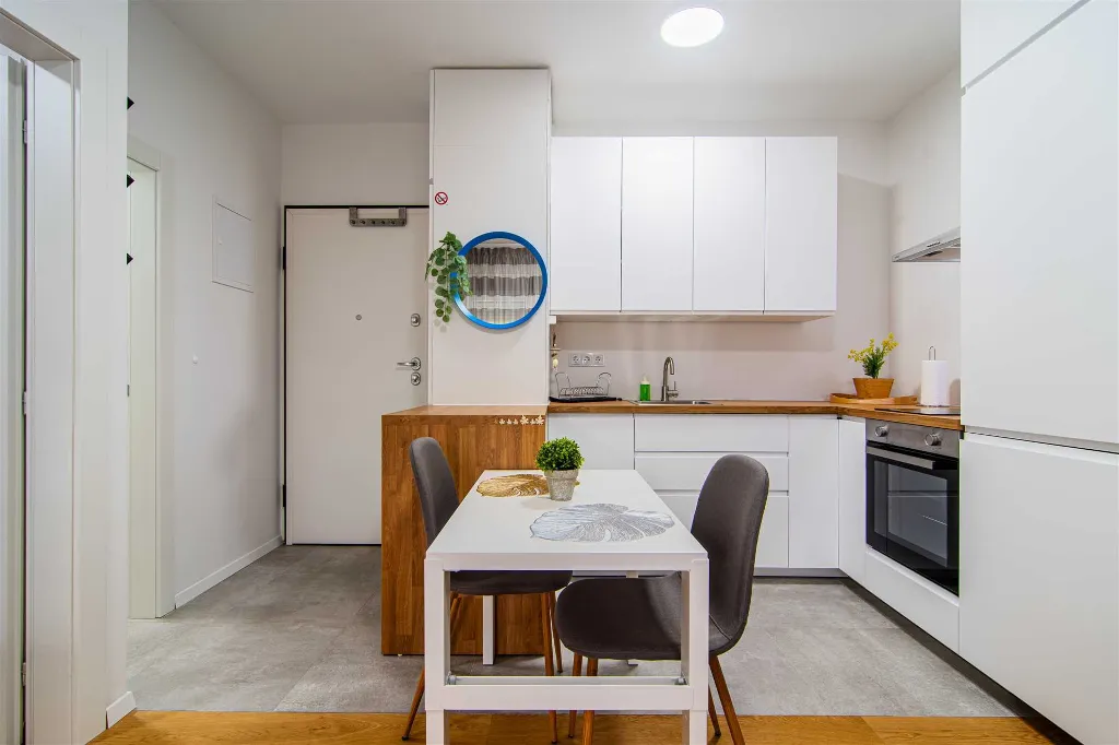 Zagreb 1-Bedroom Apartment for 2 Guests
