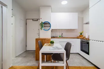 Zagreb 1-Bedroom Apartment for 2 Guests