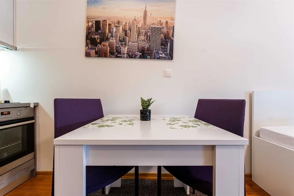 Zagreb Studio Apartment for 2 Guests