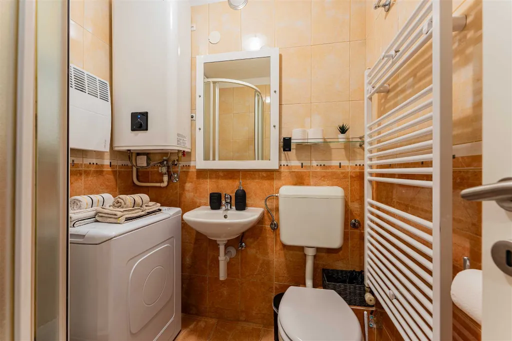 Zagreb Apartment with Loggia for 4 Guests