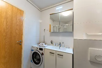 Zagreb 2-Bedroom Apartment for Up to 6 Guests