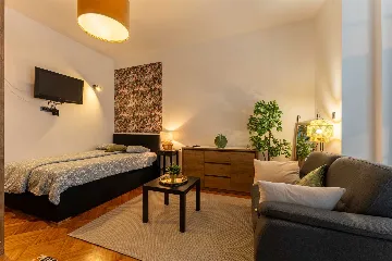 Zagreb City Center Apartment for 2 Guests