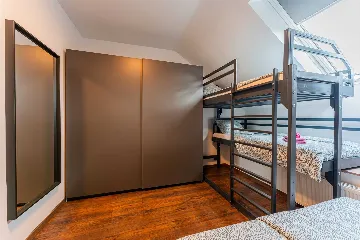 Zagreb 1-Bedroom Apartment for 4 Guests