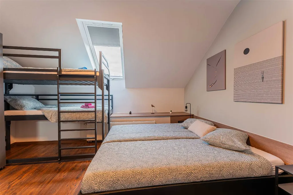 Zagreb 1-Bedroom Apartment for 4 Guests