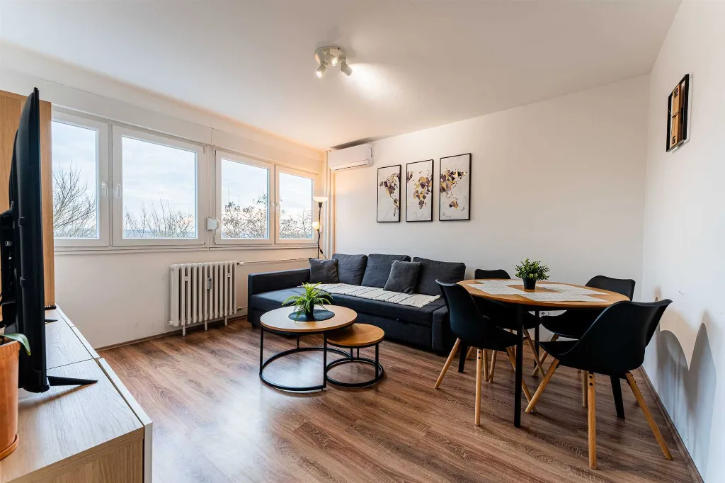 1-Bedroom Apartment in Zagreb for Up to 4 Guests