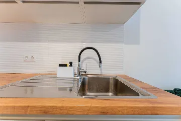 Zagreb Apartment with 2 Bedrooms and Parking