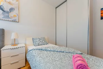 Zagreb Apartment with 2 Bedrooms and Parking