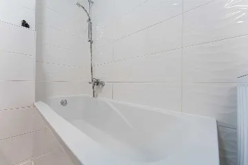 Zagreb Apartment with 2 Bedrooms and Parking