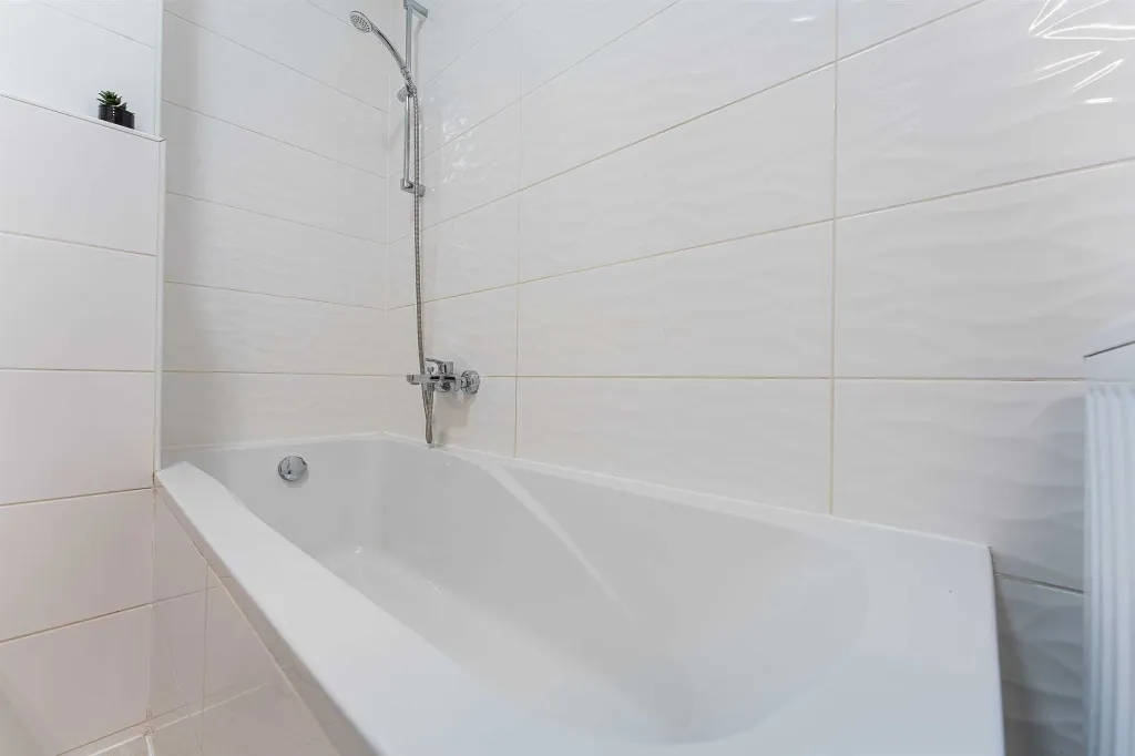 Zagreb Apartment with 2 Bedrooms and Parking