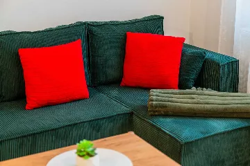 Zagreb Apartment with 2 Bedrooms and Parking