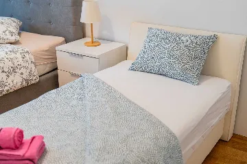 Zagreb Apartment with 2 Bedrooms and Parking