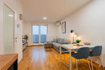Zagreb Apartment with Private Balcony for 3 Guests
