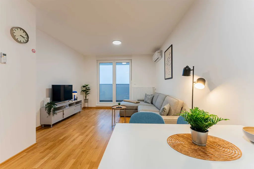 Zagreb Apartment with Private Balcony for 3 Guests