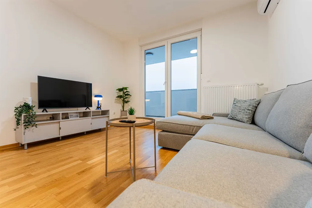 Zagreb Apartment with Private Balcony for 3 Guests