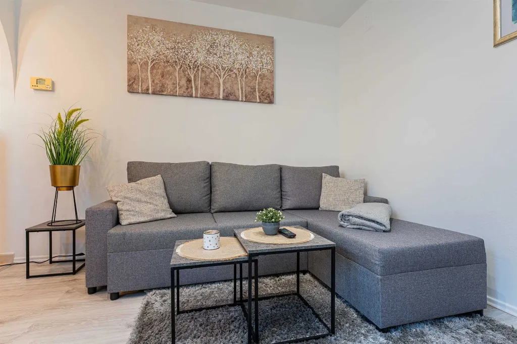 Zagreb 1-Bedroom Apartment for Up to 4 Guests