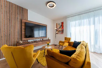 4-Bedroom House in Novaki for up to 8 Guests