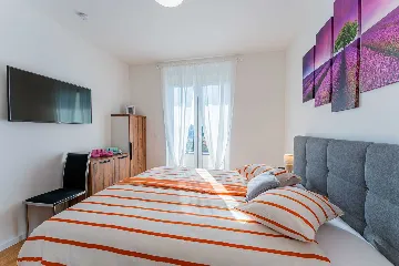 4-Bedroom House in Novaki for up to 8 Guests