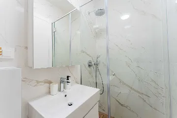 4-Bedroom House in Novaki for up to 8 Guests