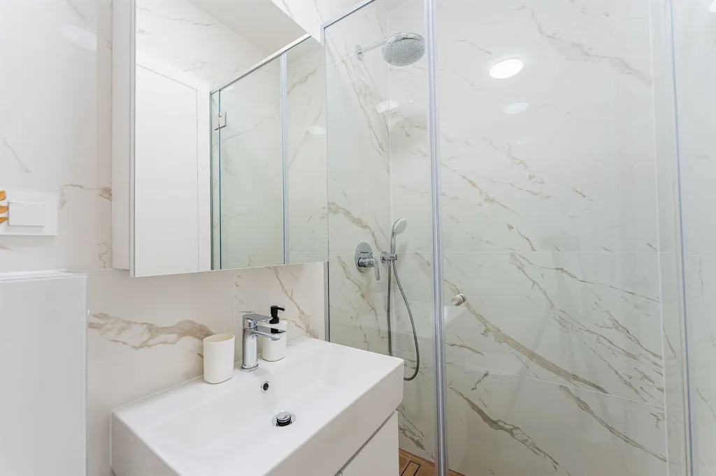 4-Bedroom House in Novaki for up to 8 Guests