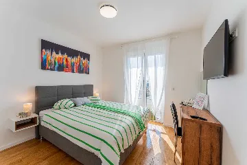 4-Bedroom House in Novaki for up to 8 Guests