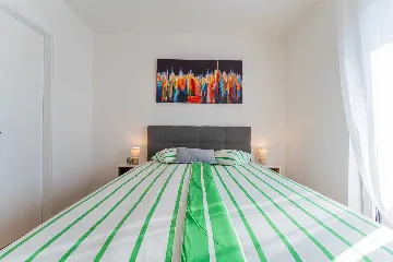 4-Bedroom House in Novaki for up to 8 Guests