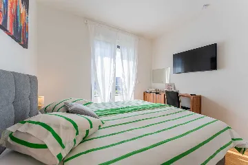 4-Bedroom House in Novaki for up to 8 Guests