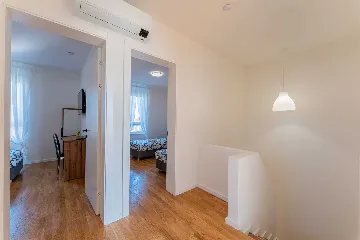 4-Bedroom House in Novaki for up to 8 Guests