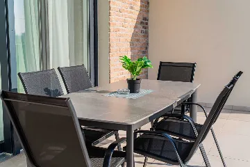 4-Bedroom House in Novaki for up to 8 Guests