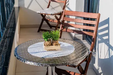 4-Bedroom House in Novaki for up to 8 Guests