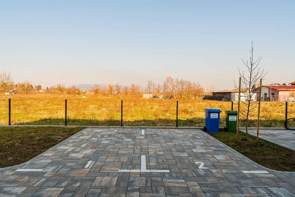 4-Bedroom House in Novaki for up to 8 Guests