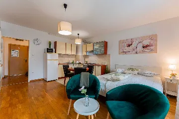 Studio Apartment in Zagreb for 2 Guests