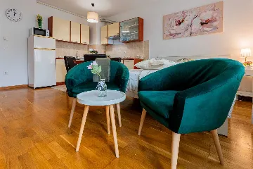 Studio Apartment in Zagreb for 2 Guests