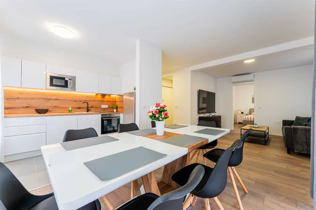 Newly renovated 2-bedroom apartment in Velika Mlaka