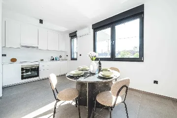 2-Bedroom Apartment in Zagreb for Up to 5