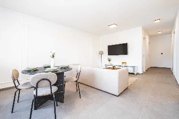 2-Bedroom Apartment in Zagreb for Up to 5