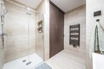 2-Bedroom Apartment in Zagreb for Up to 5