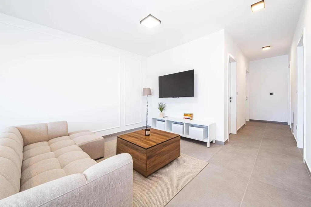 2-Bedroom Apartment in Zagreb for Up to 5