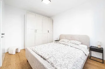 Zagreb 3-Bedroom Apartment for 6 with Balcony