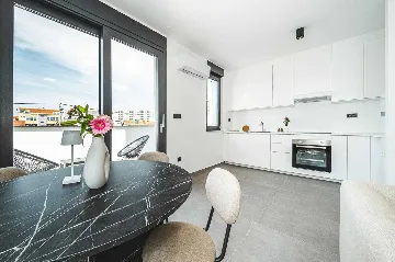 Zagreb 3-Bedroom Apartment for 6 with Balcony