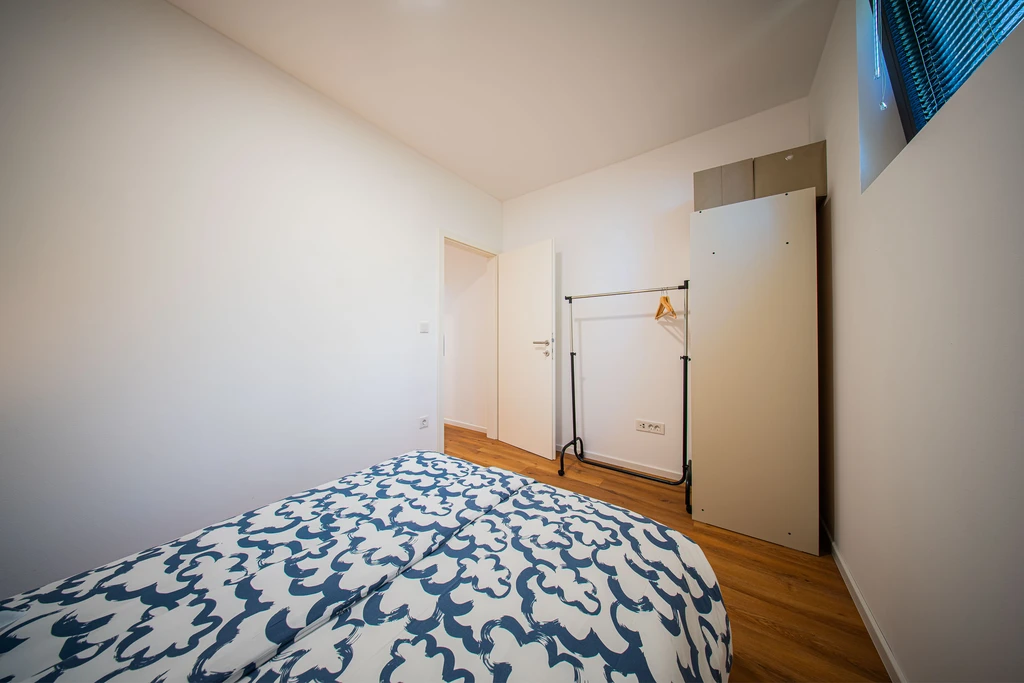 Zagreb 2-Bedroom Apartment for 4 Guests